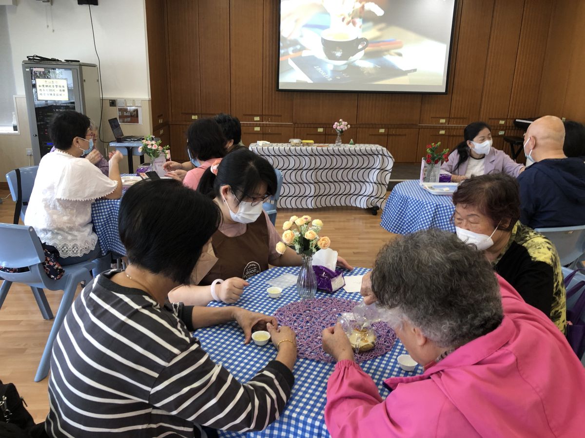 「家·社·凝聚·樂耆青」體弱長者家庭時裝騷